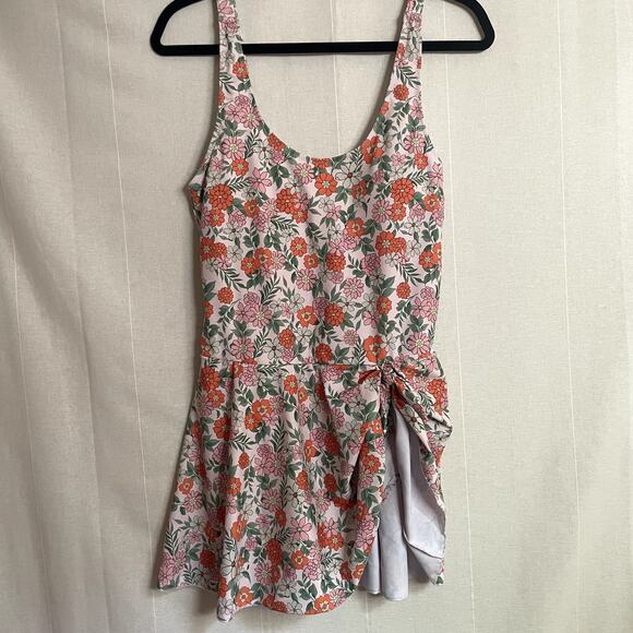 NWOT Amazon Goodstoworld Floral One Piece Swimsuit - M - Picture 2 of 5